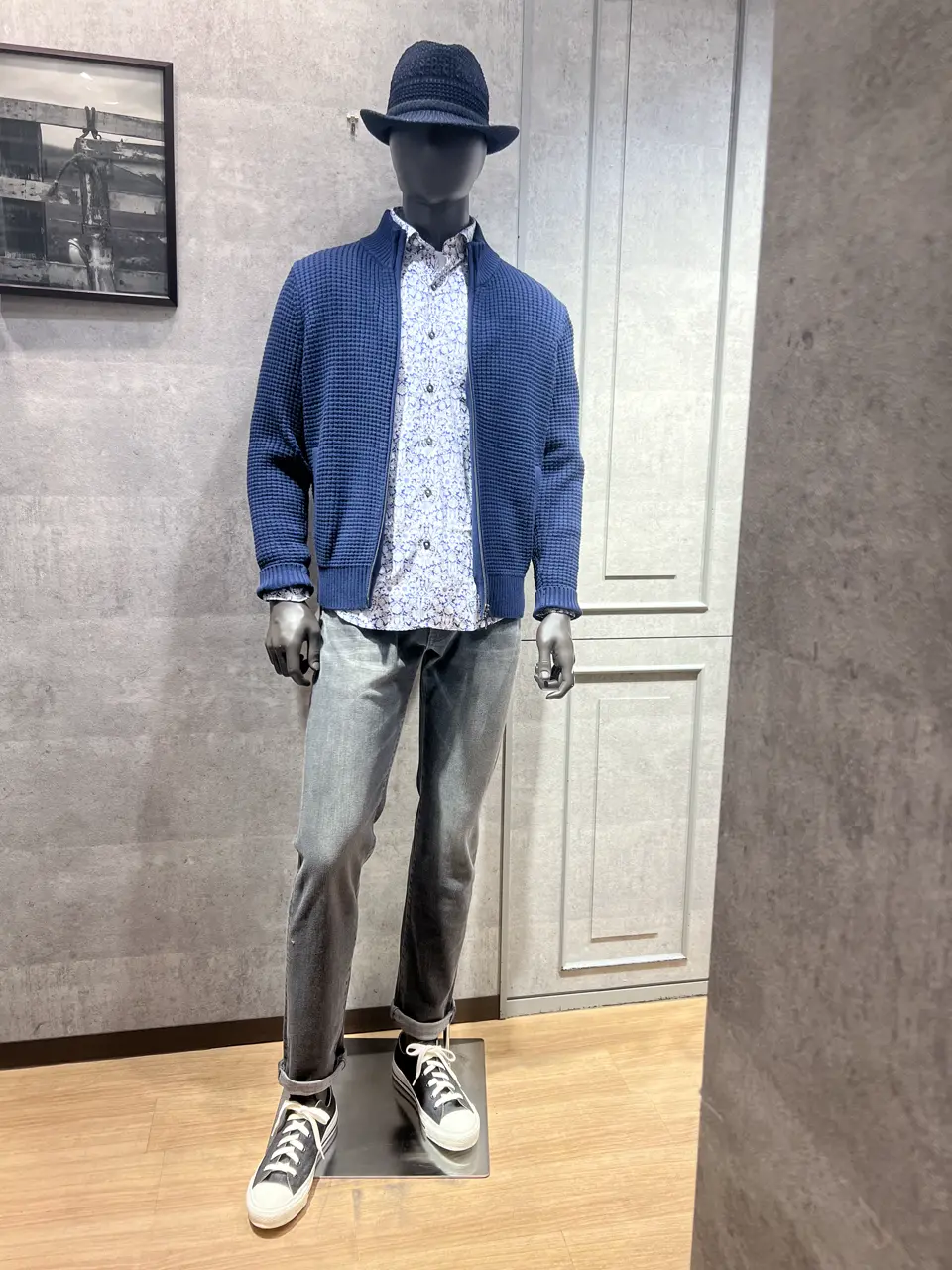 JOSEPH ABBOUD 上條 コーディネート画像