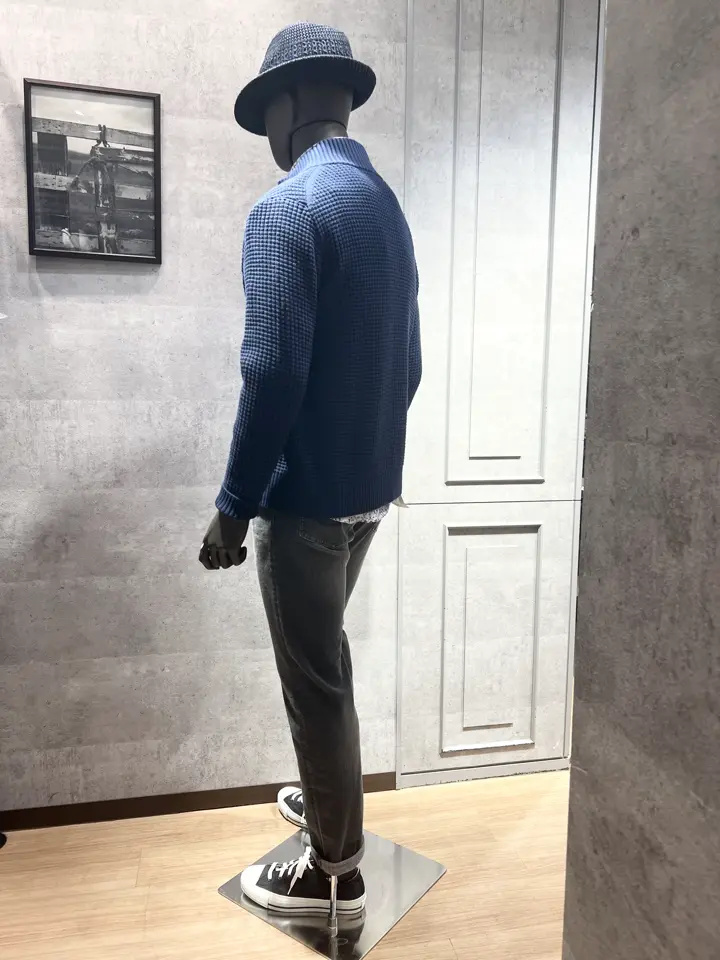 JOSEPH ABBOUD 上條 コーディネート画像