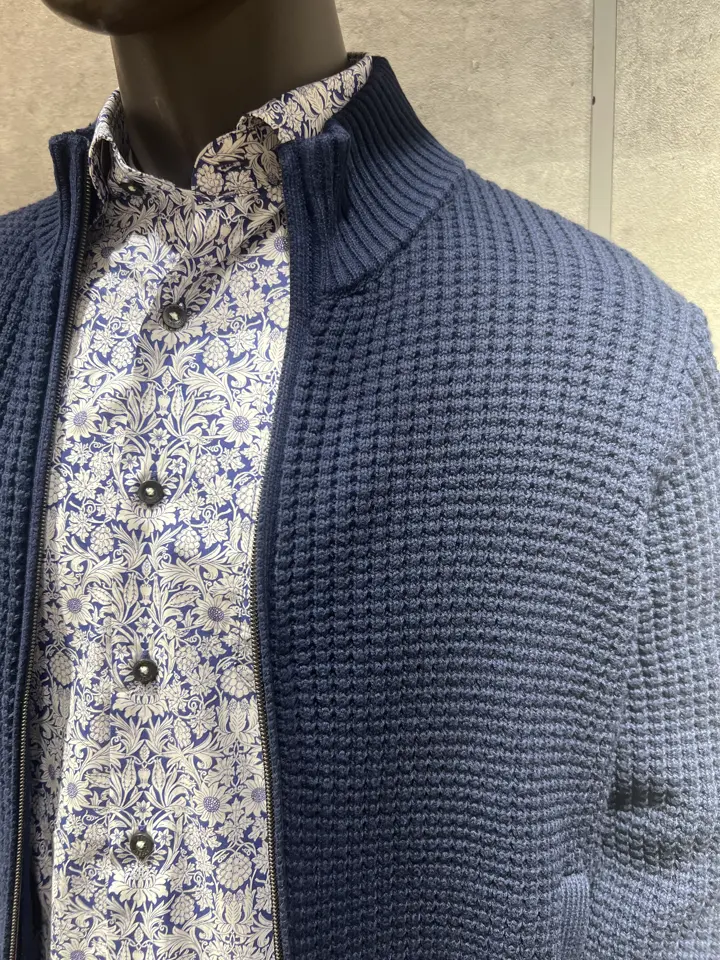 JOSEPH ABBOUD 上條 コーディネート画像