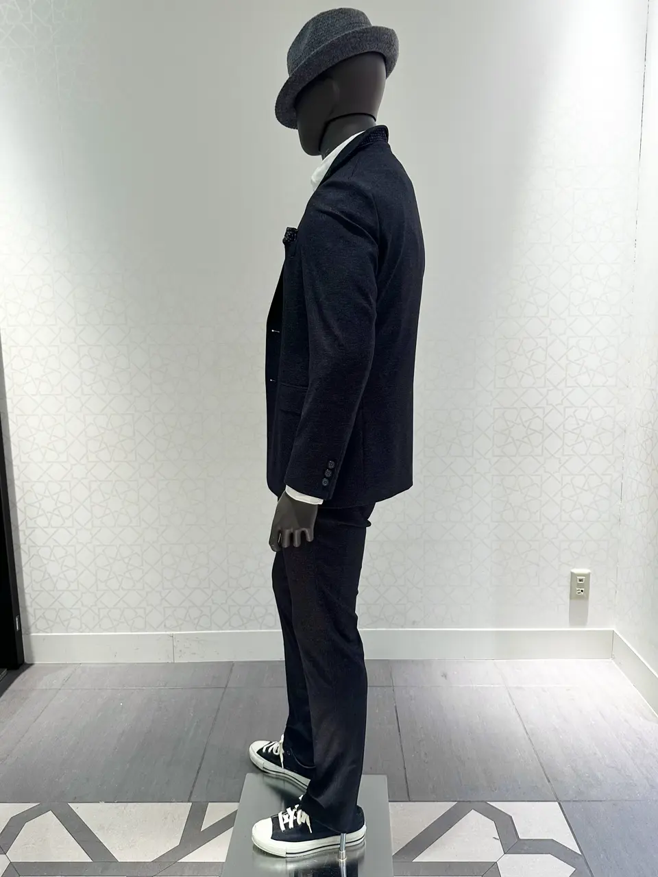 JOSEPH ABBOUD 石川 コーディネート画像