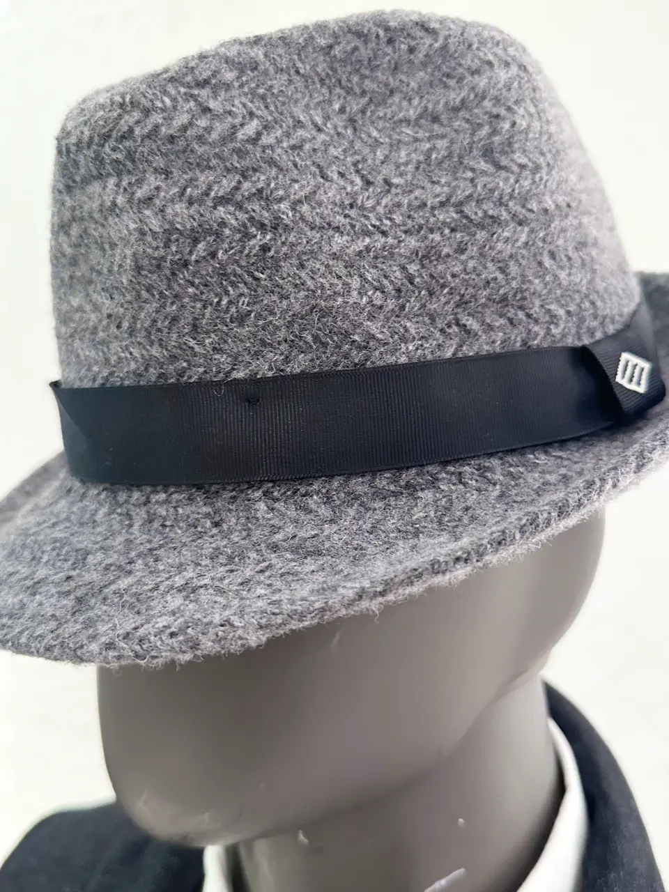 JOSEPH ABBOUD 石川 コーディネート画像