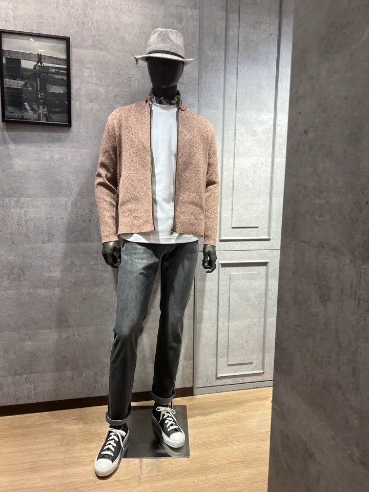 JOSEPH ABBOUD 上條 コーディネート画像