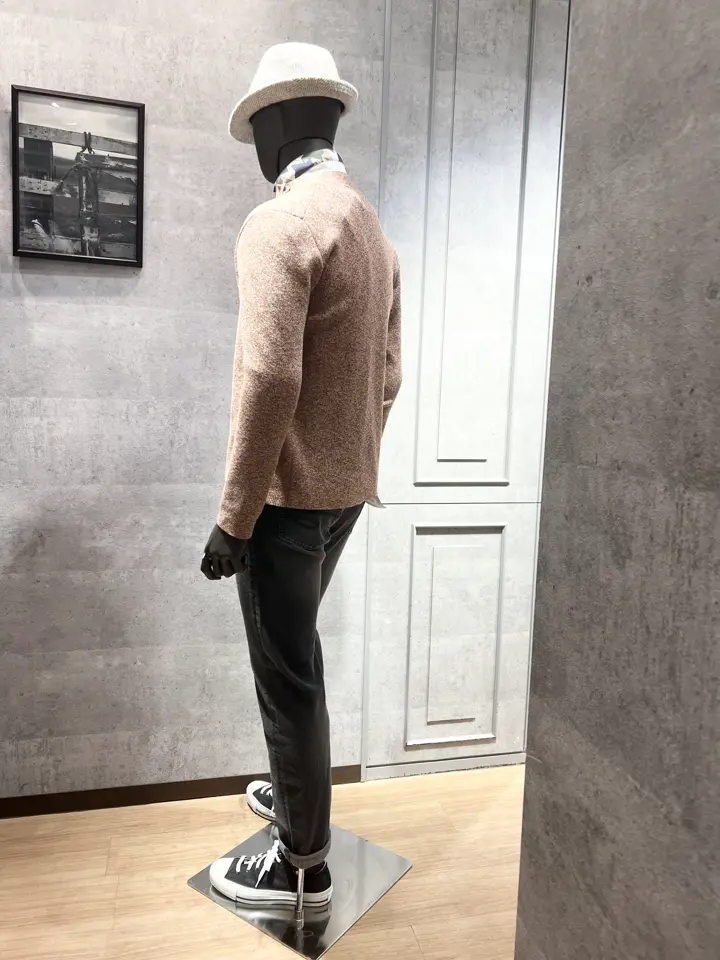 JOSEPH ABBOUD 上條 コーディネート画像