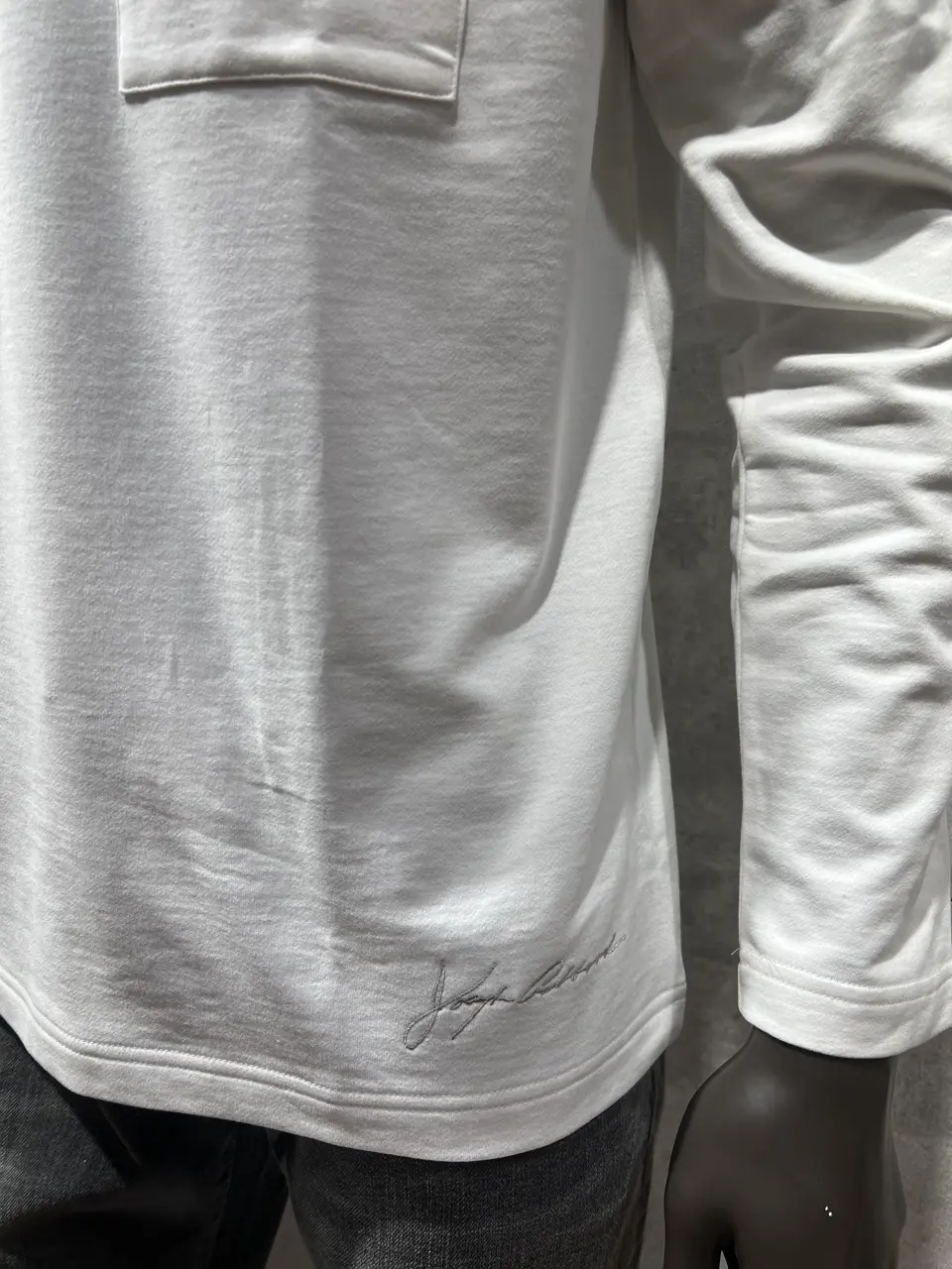 JOSEPH ABBOUD 上條 コーディネート画像