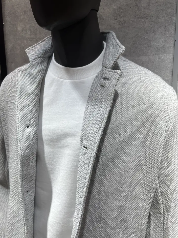 JOSEPH ABBOUD 上條 コーディネート画像