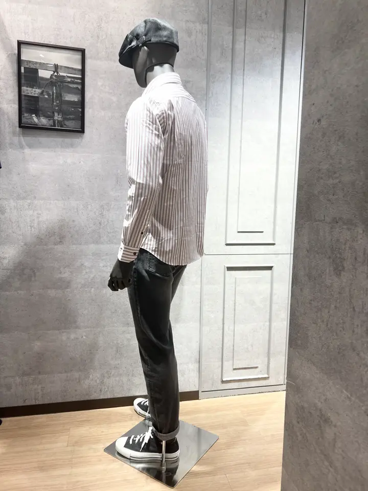 JOSEPH ABBOUD 上條 コーディネート画像