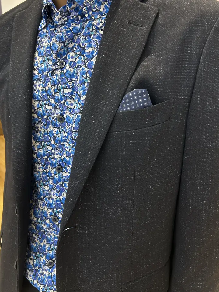 JOSEPH ABBOUD YANO コーディネート画像