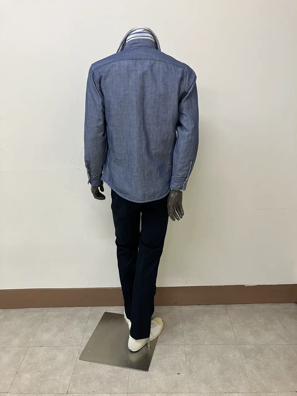 JOSEPH ABBOUD 加賀谷 コーディネート画像