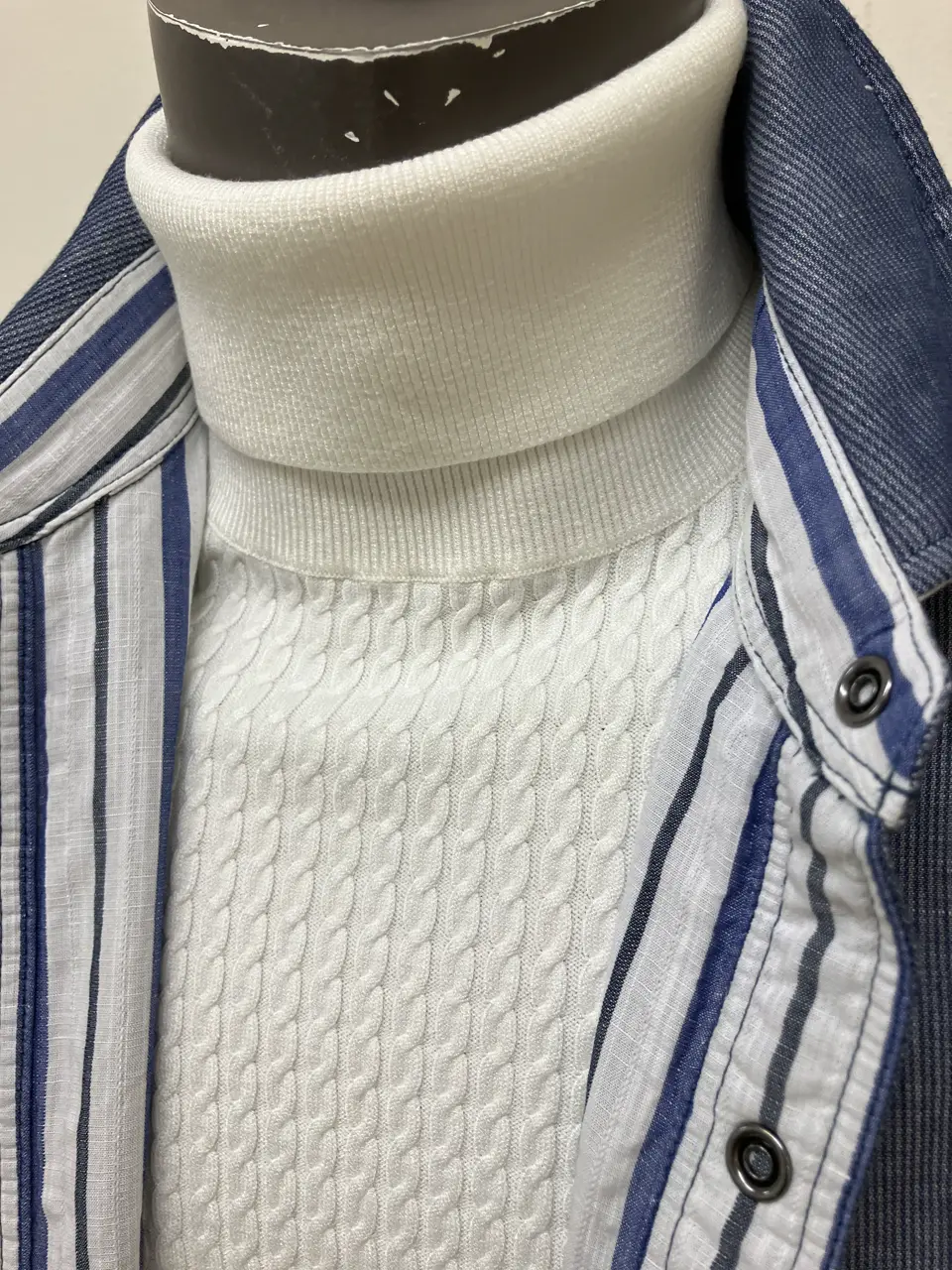 JOSEPH ABBOUD 加賀谷 コーディネート画像