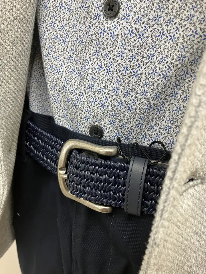 JOSEPH ABBOUD 加賀谷 コーディネート画像
