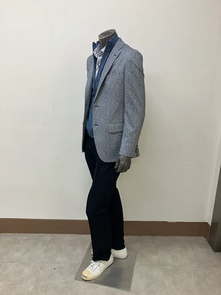 JOSEPH ABBOUD 加賀谷 コーディネート画像