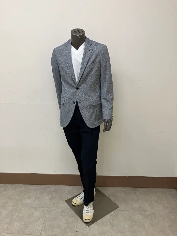 JOSEPH ABBOUD 加賀谷 コーディネート画像