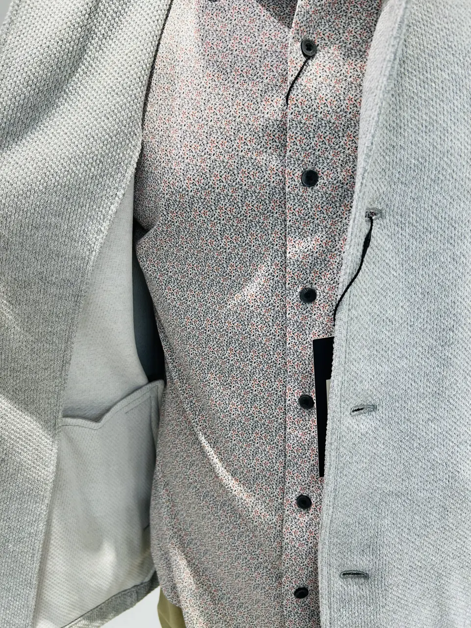 JOSEPH ABBOUD YANO コーディネート画像