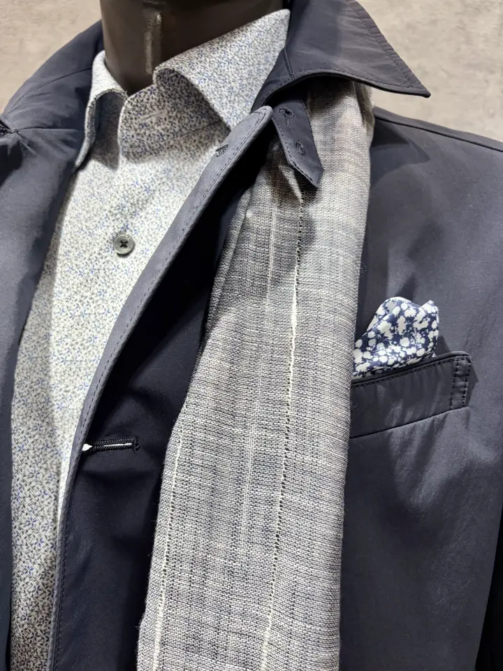 JOSEPH ABBOUD 二澤 コーディネート画像