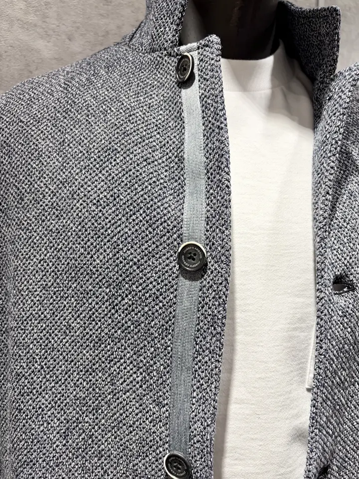 JOSEPH ABBOUD 二澤 コーディネート画像