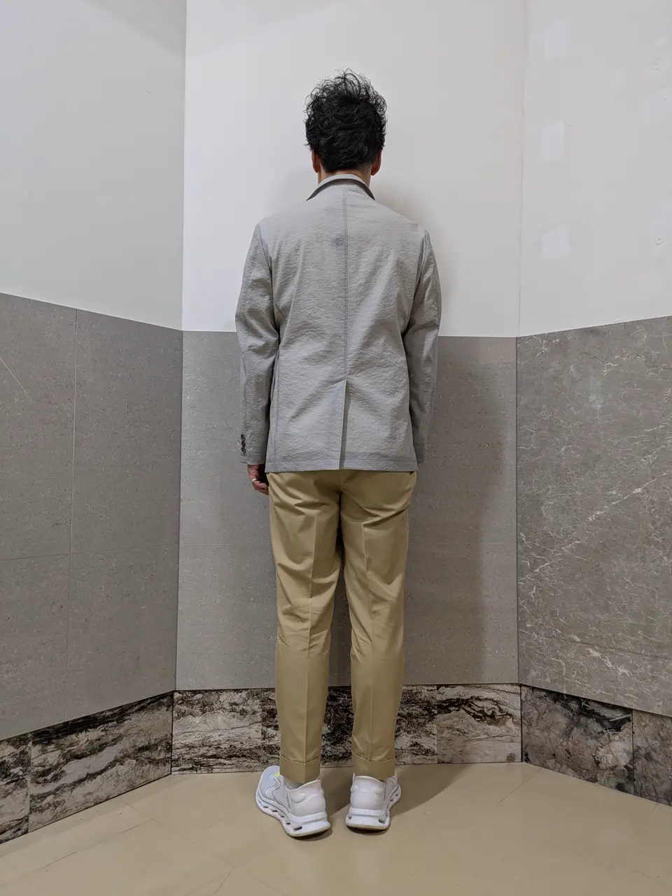 JOSEPH ABBOUD 橋場 コーディネート画像