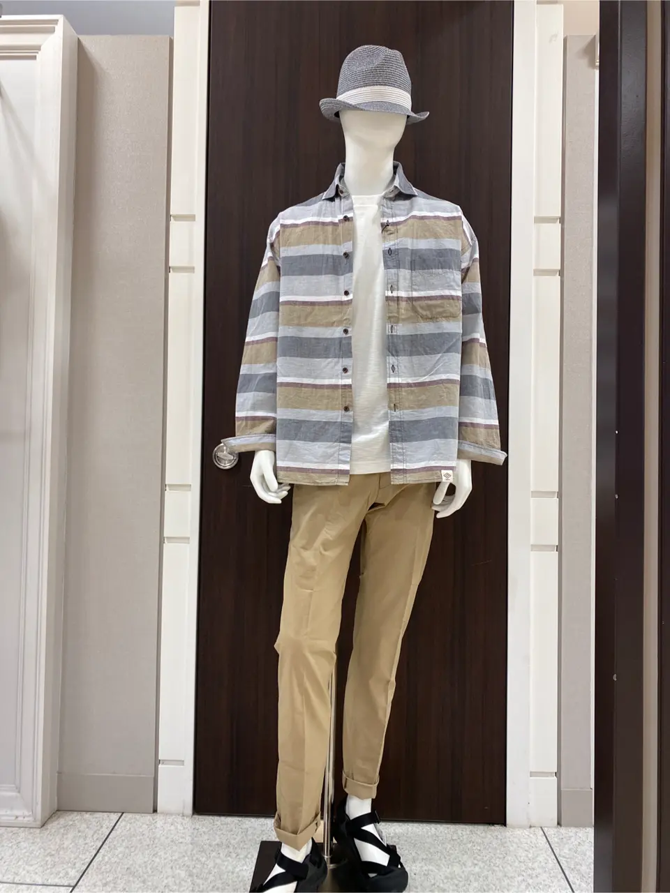 JOSEPH ABBOUD 松山 コーディネート画像