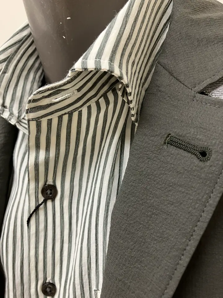 JOSEPH ABBOUD 加賀谷 コーディネート画像