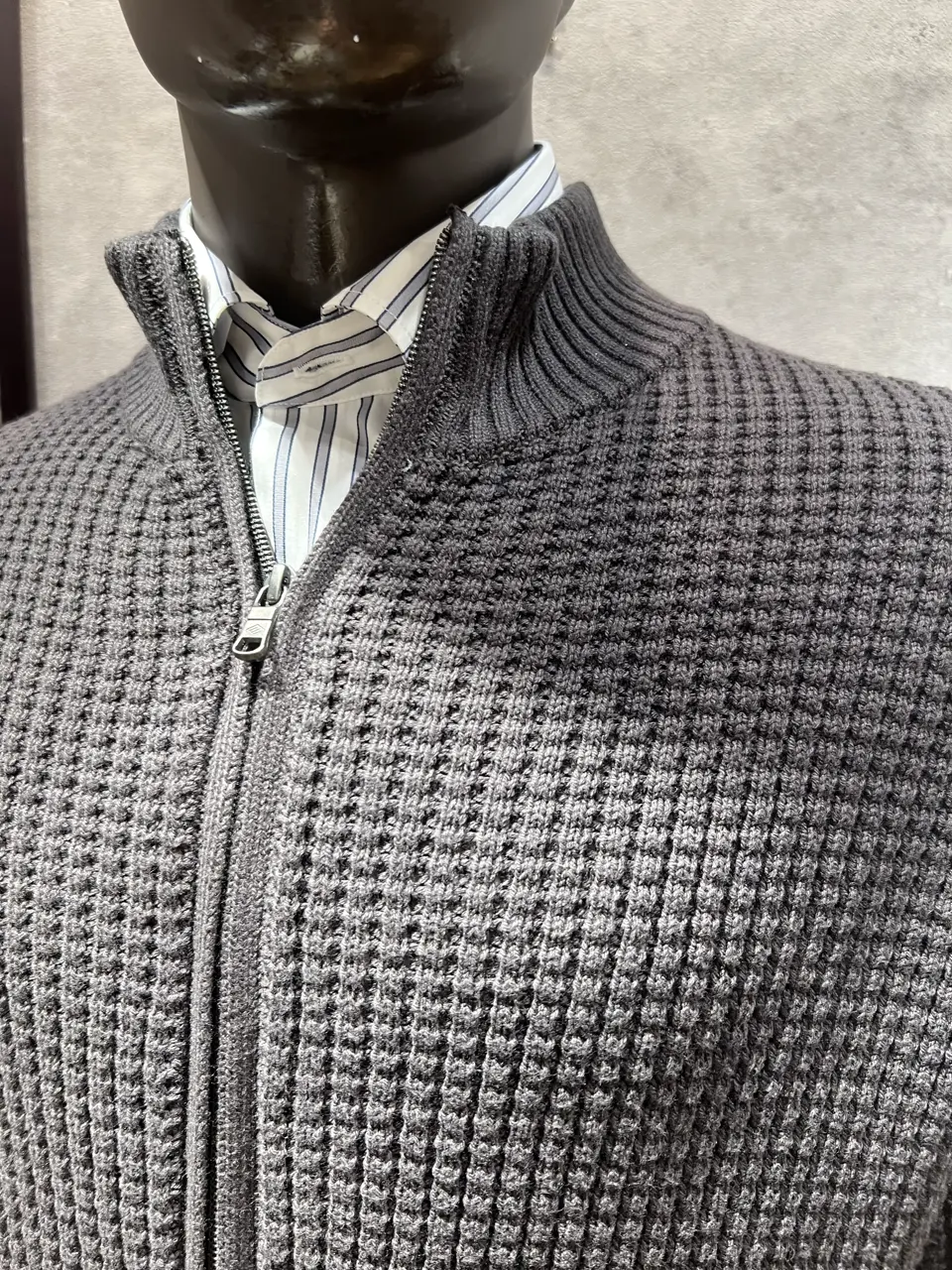 JOSEPH ABBOUD 上條 コーディネート画像