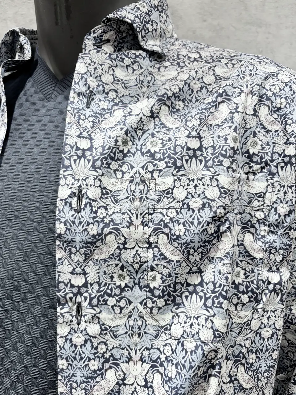 JOSEPH ABBOUD 二澤 コーディネート画像