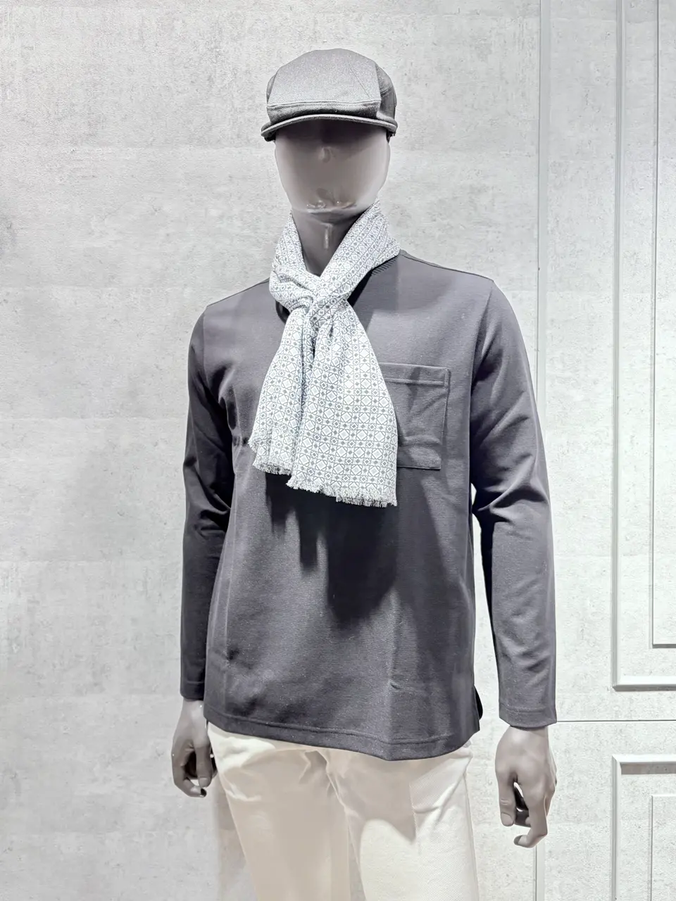 JOSEPH ABBOUD 二澤 コーディネート画像