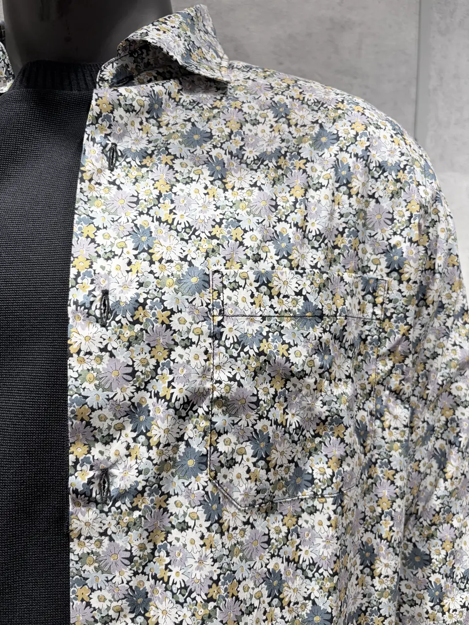 JOSEPH ABBOUD 二澤 コーディネート画像