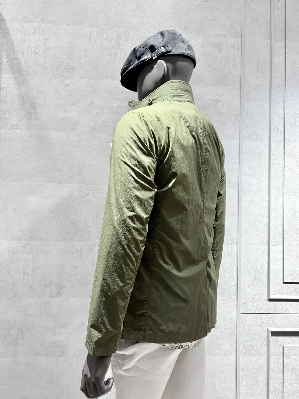 JOSEPH ABBOUD 二澤 コーディネート画像