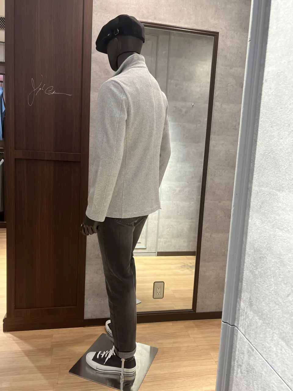 JOSEPH ABBOUD 上條 コーディネート画像