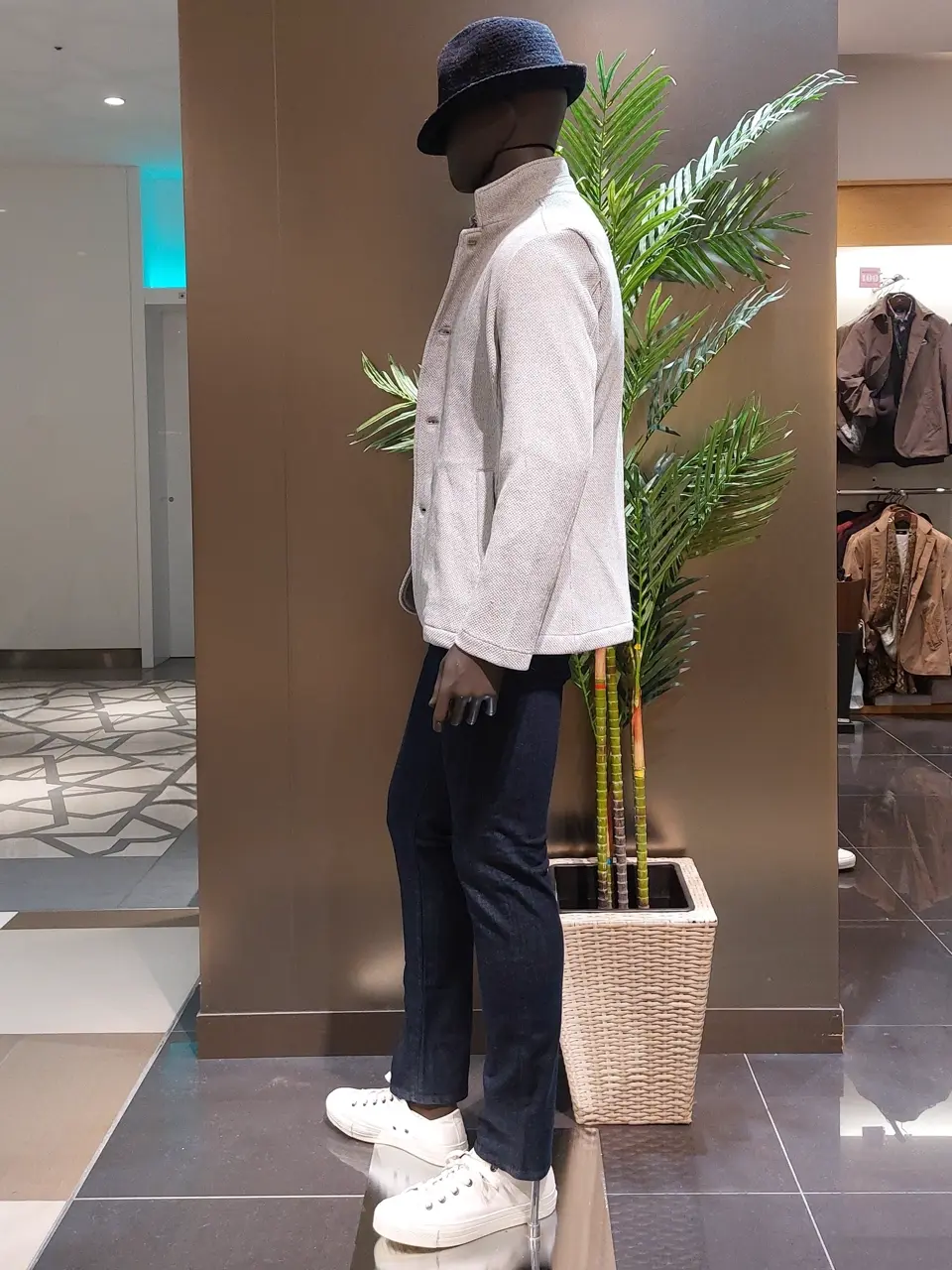 JOSEPH ABBOUD 清水 コーディネート画像