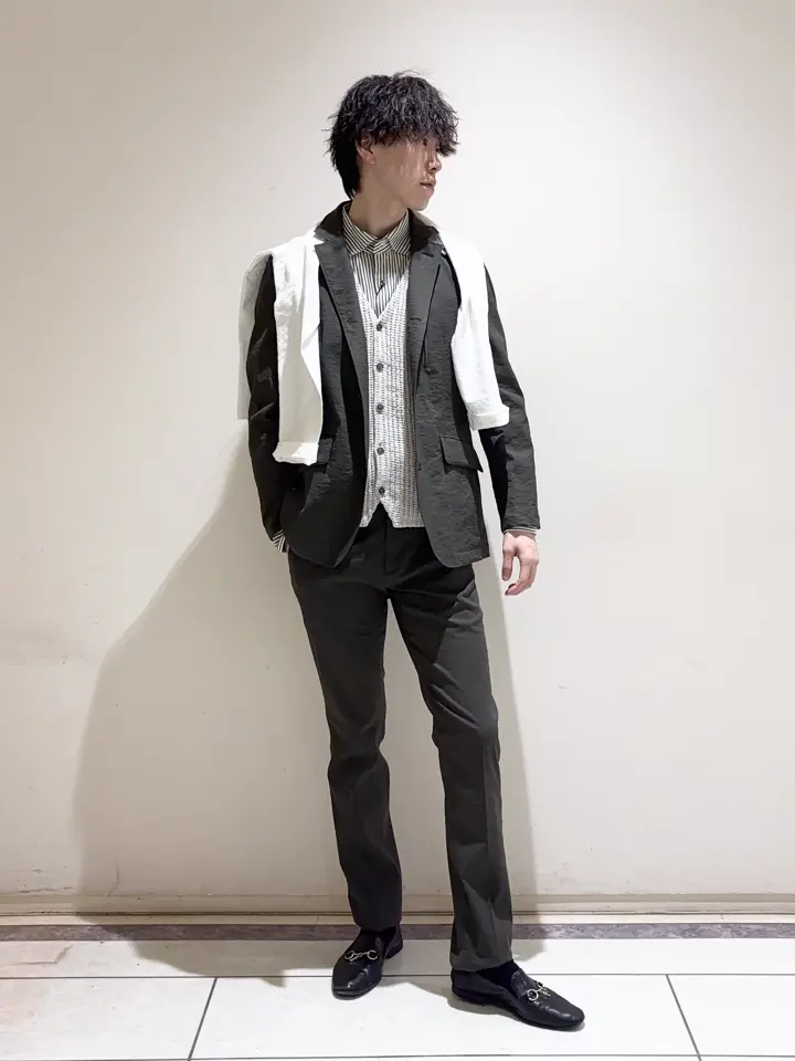 JOSEPH ABBOUD 近藤 コーディネート画像