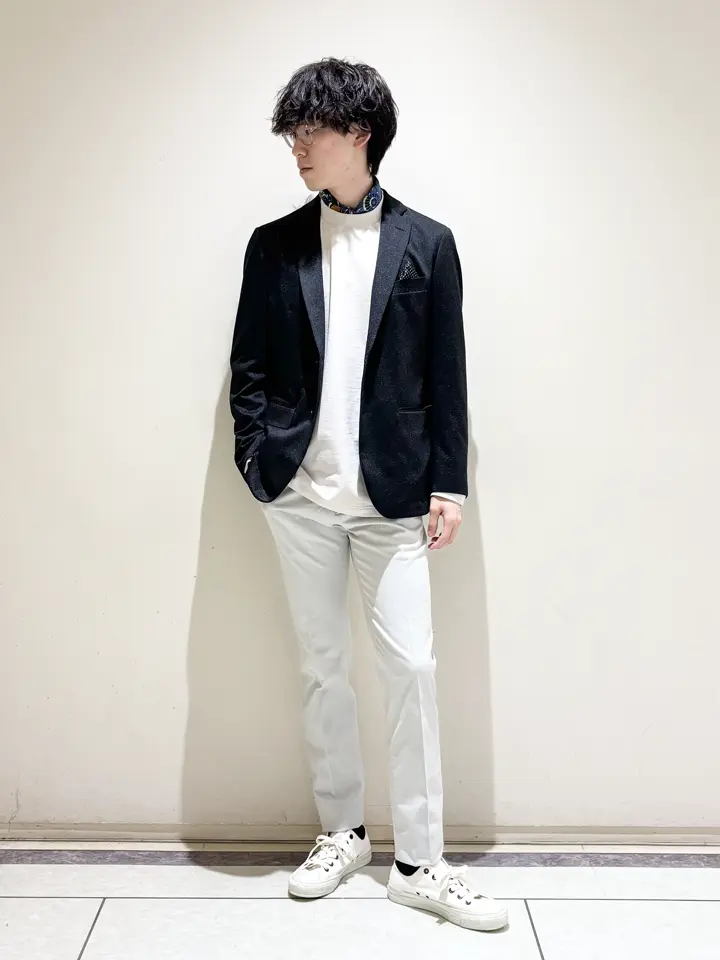 JOSEPH ABBOUD 近藤 コーディネート画像