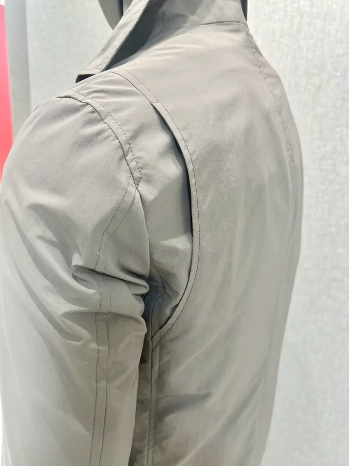 JOSEPH ABBOUD 上田 コーディネート画像