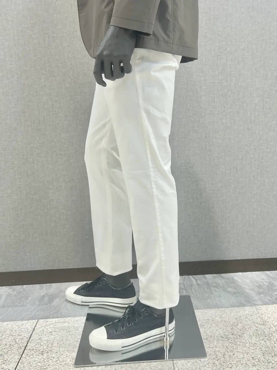 JOSEPH ABBOUD 上田 コーディネート画像