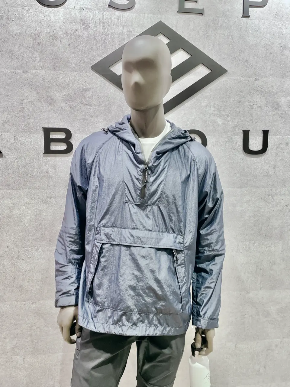 JOSEPH ABBOUD 二澤 コーディネート画像