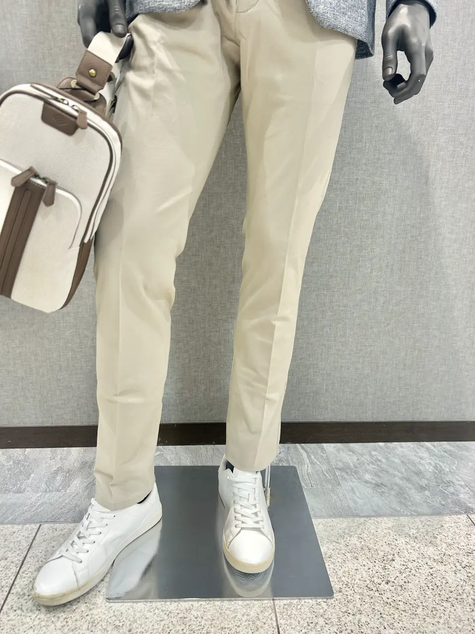 JOSEPH ABBOUD 上田 コーディネート画像