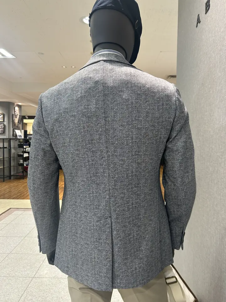JOSEPH ABBOUD 上田 コーディネート画像