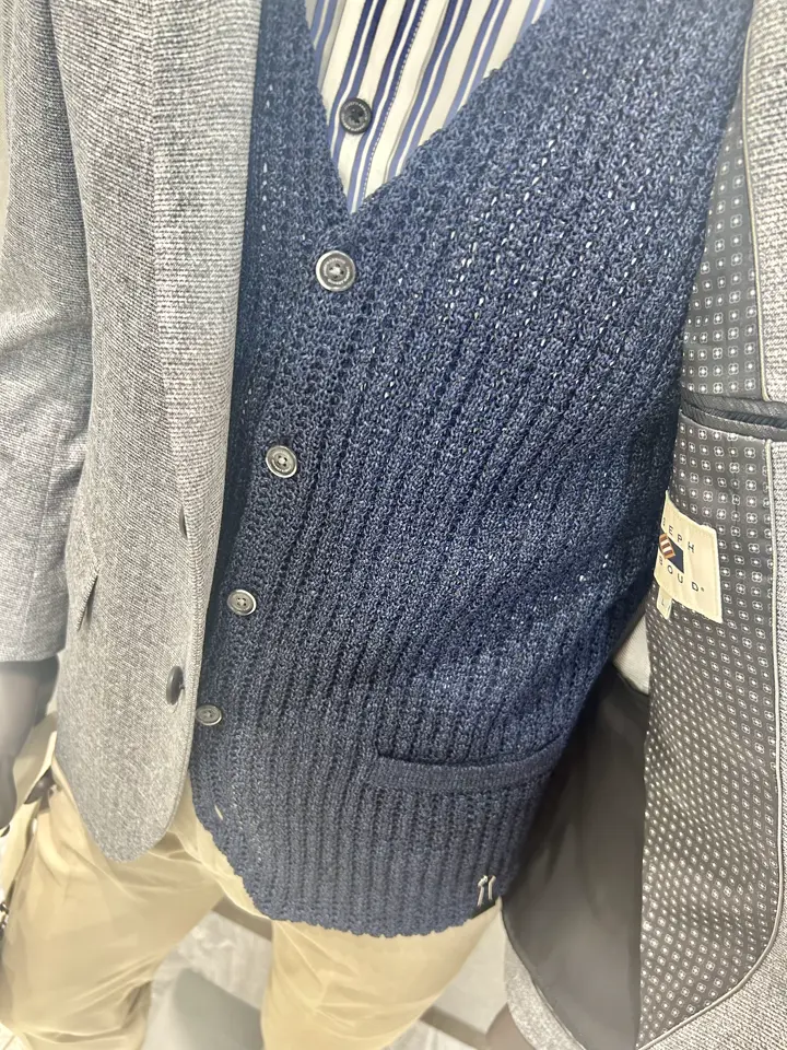 JOSEPH ABBOUD 上田 コーディネート画像