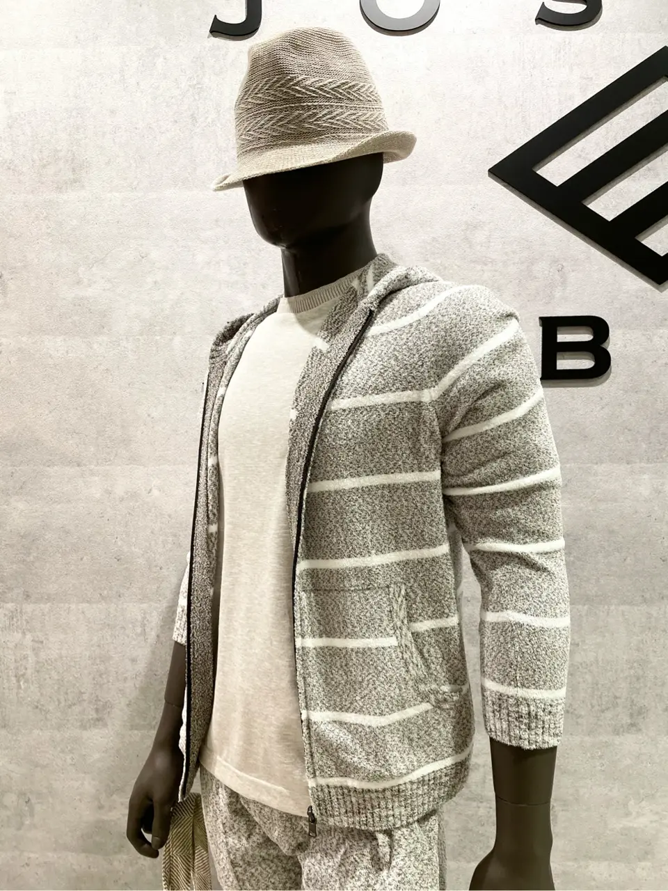 JOSEPH ABBOUD 東　 コーディネート画像