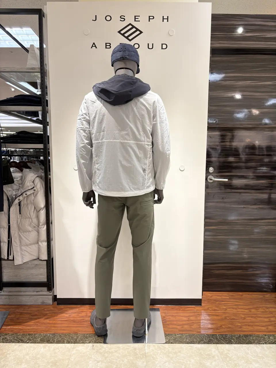 JOSEPH ABBOUD 碇 コーディネート画像