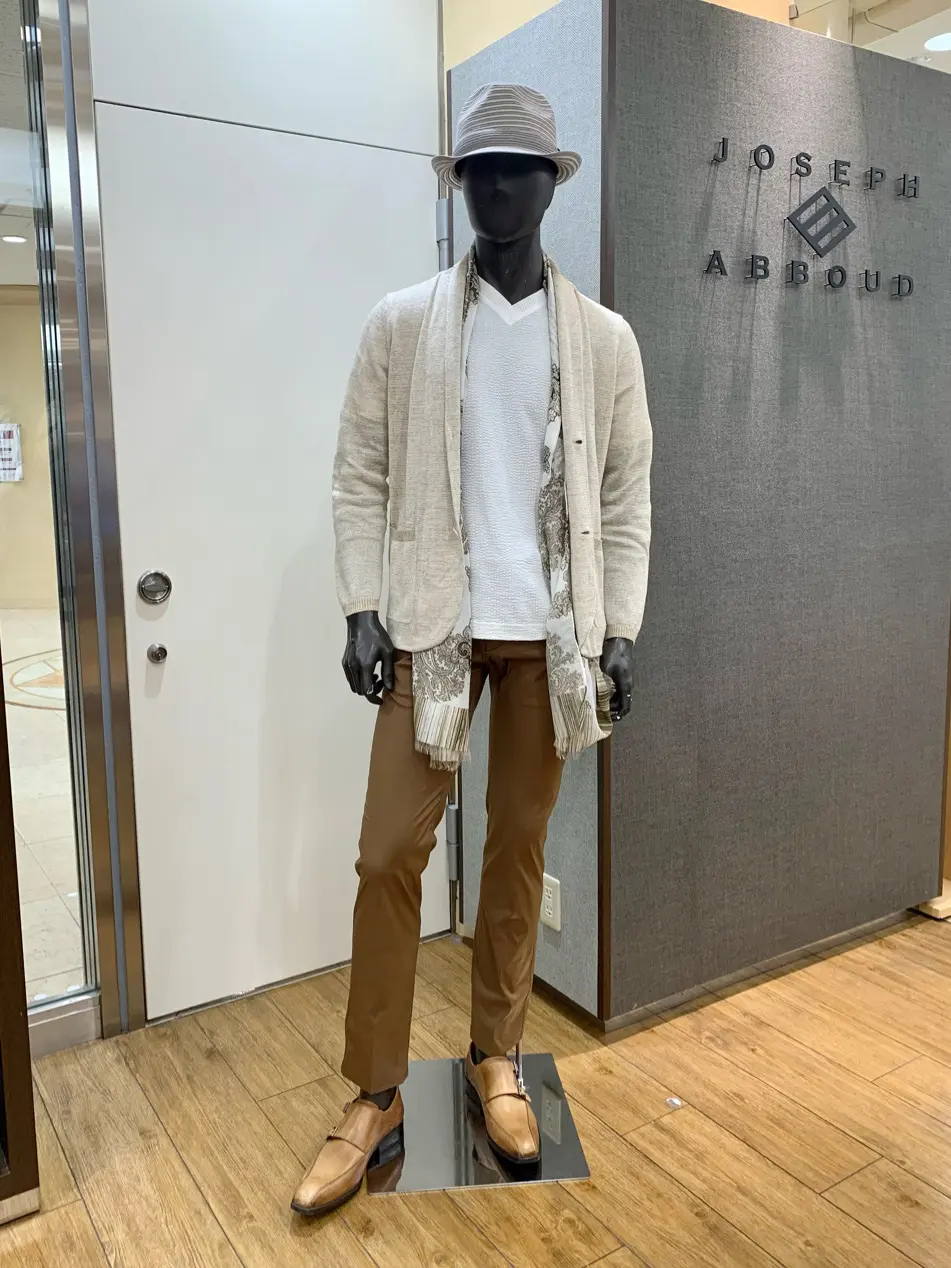 JOSEPH ABBOUD 草野 コーディネート画像