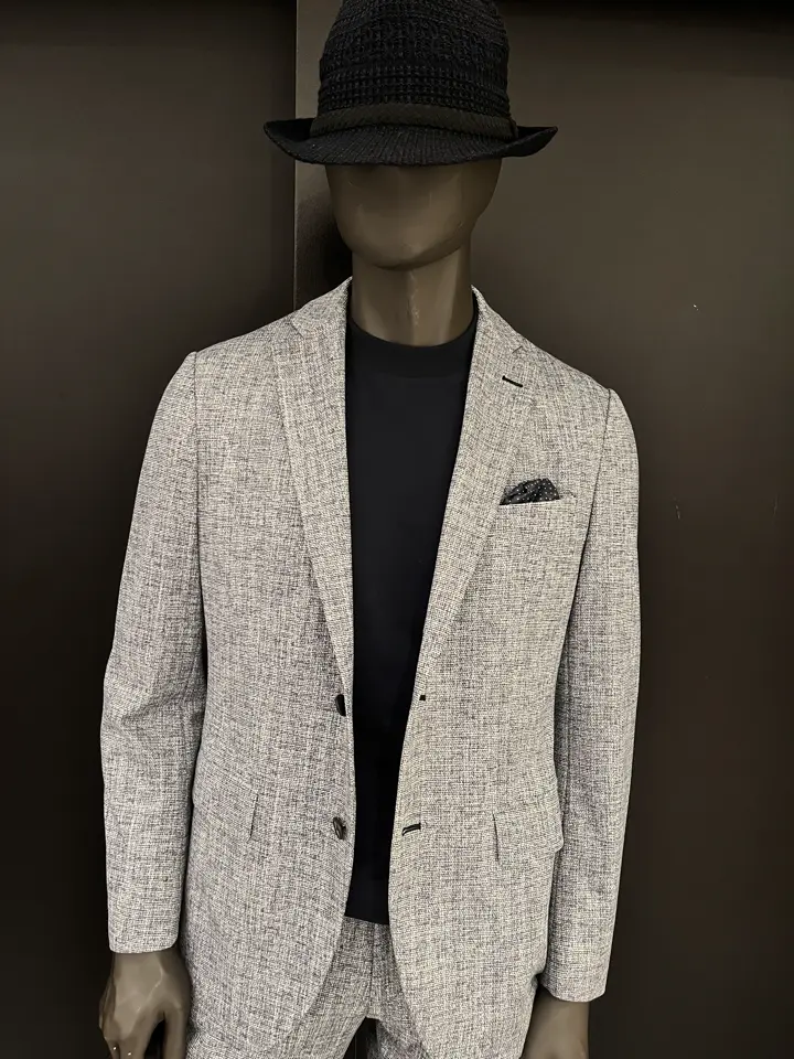 JOSEPH ABBOUD 長塚 コーディネート画像