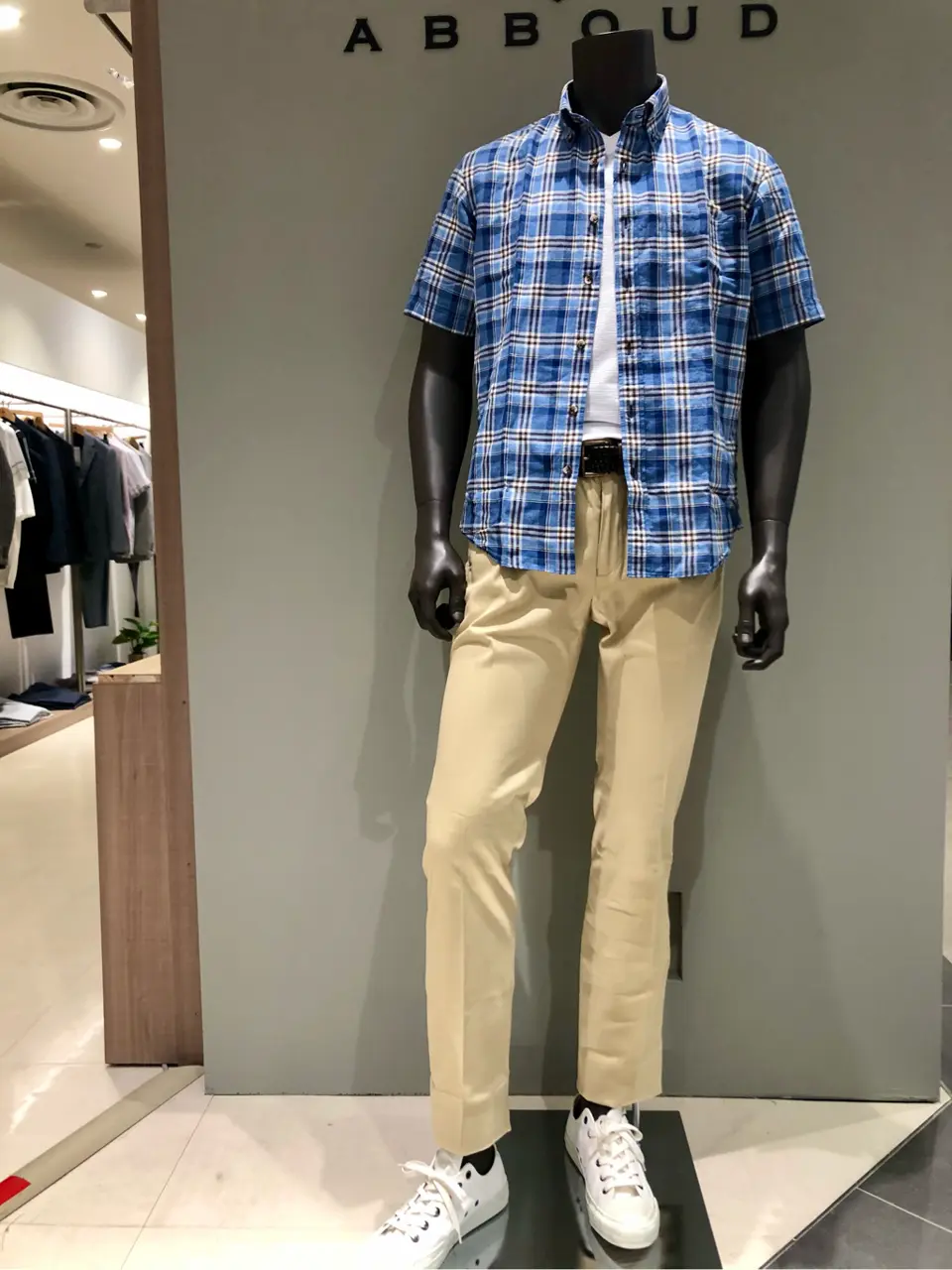 JOSEPH ABBOUD 川田 コーディネート画像