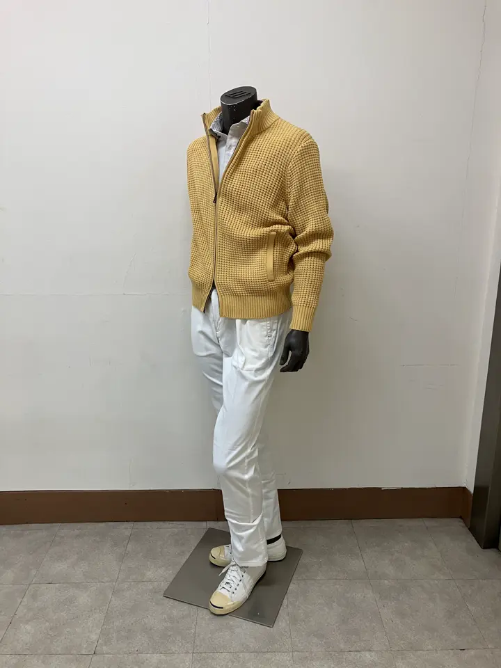 JOSEPH ABBOUD 加賀谷 コーディネート画像