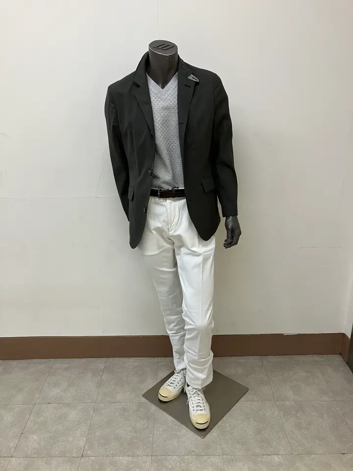 JOSEPH ABBOUD 加賀谷 コーディネート画像