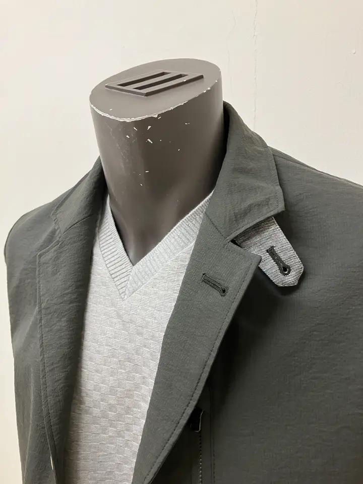 JOSEPH ABBOUD 加賀谷 コーディネート画像