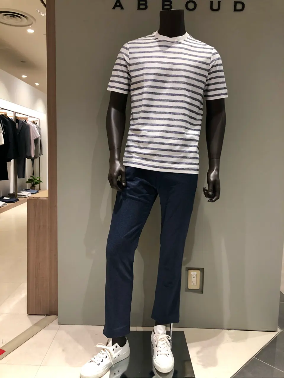 JOSEPH ABBOUD 川田 コーディネート画像