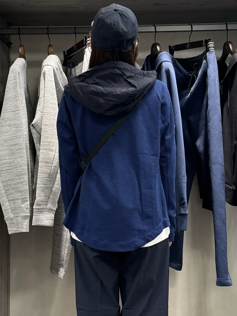 JOSEPH ABBOUD MOUNTAIN 夛田 コーディネート画像