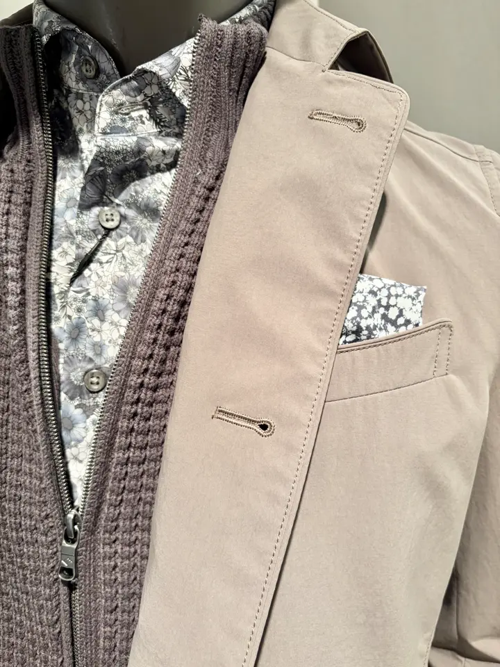 JOSEPH ABBOUD 二澤 コーディネート画像