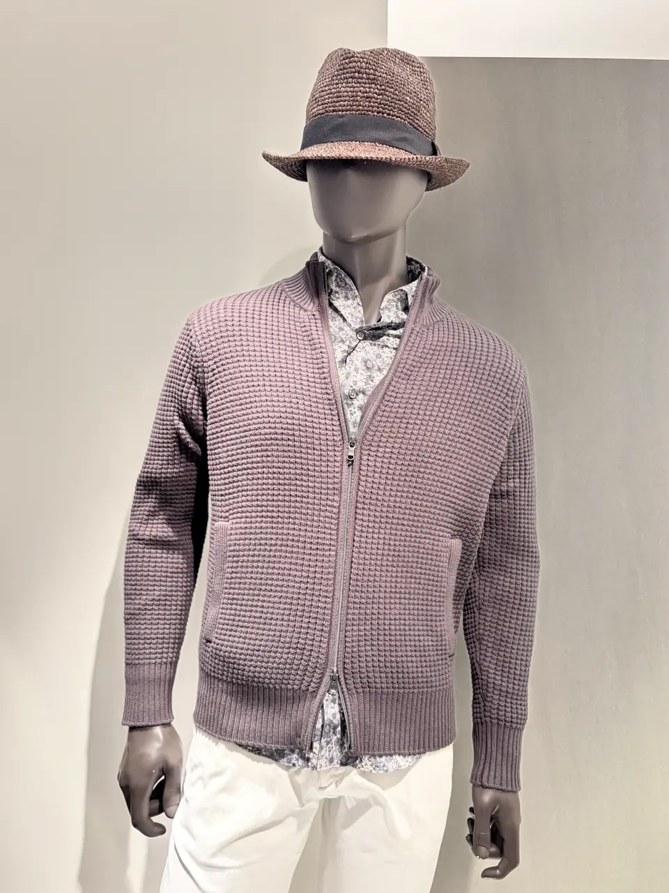 JOSEPH ABBOUD 二澤 コーディネート画像