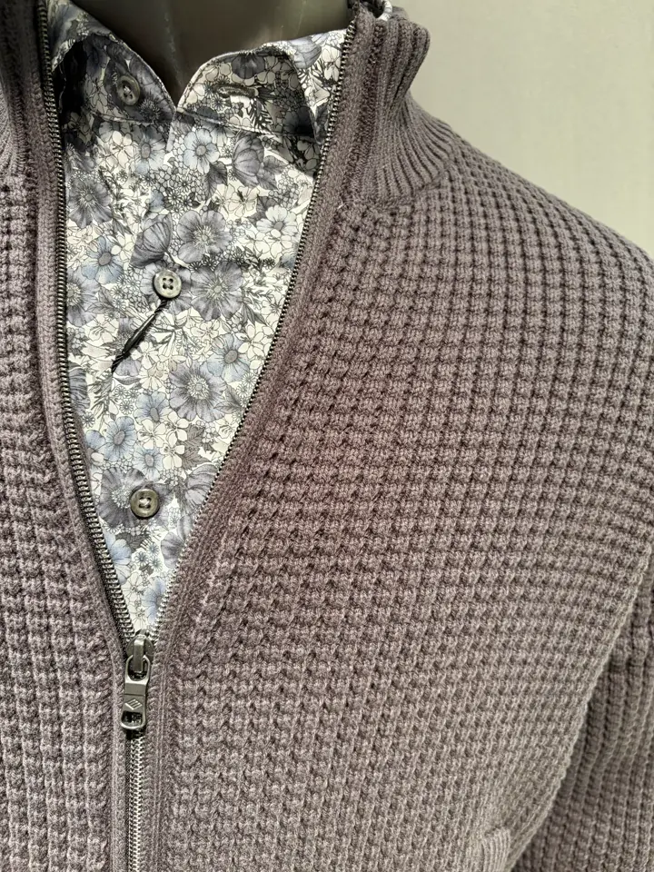 JOSEPH ABBOUD 二澤 コーディネート画像